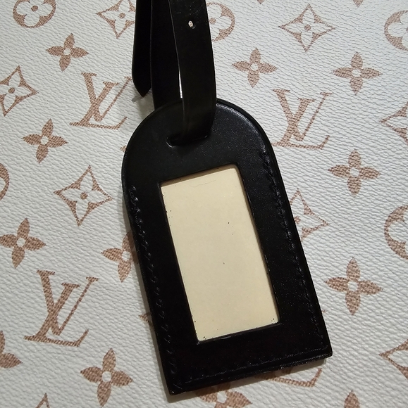 Authentic Louis Vuitton Black Leather Luggage Tag - Picture 2 of 5